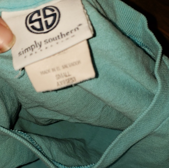 Simply Southern Long sleeve - Picture 2 of 4